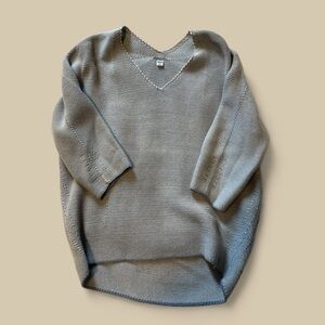 Uniqlo blue/white half sleeve shirt